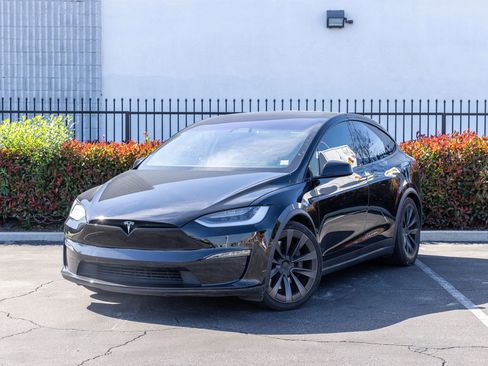 Used 2022 Tesla Model X AWD/4WD image 16
