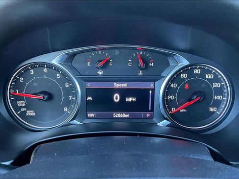 Used 2023 GMC Terrain AT4 image 22