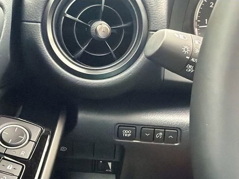 Used 2025 Lexus IS 350 F Sport w/ Accessory Package image 32