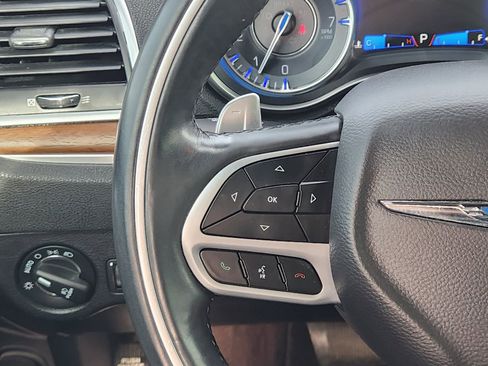 Used 2018 Chrysler 300 C w/ Sun, Sound & Nav Package image 28