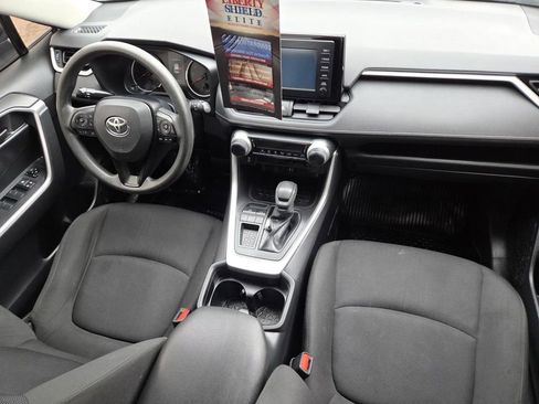 Used 2019 Toyota RAV4 LE w/ All Weather Liner Package FWD image 18