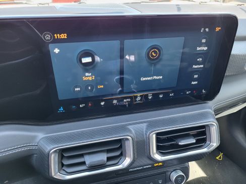 Used 2024 Ford Mustang Premium image 19