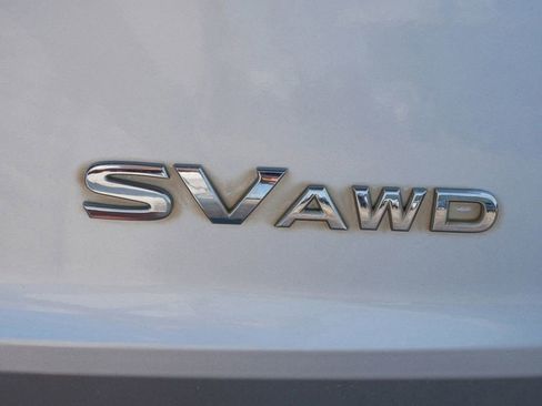 Used 2023 Nissan Rogue SV image 19