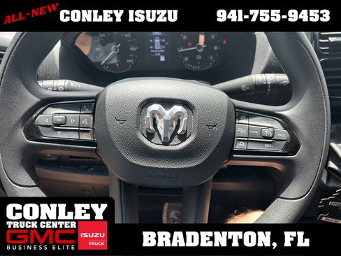 Used 2025 RAM ProMaster 2500 w/ Convenience Group image 15