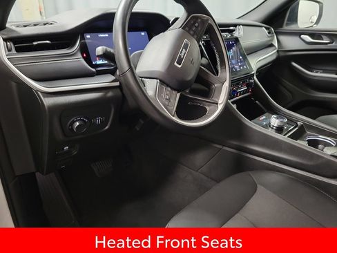 Used 2024 Jeep Grand Cherokee Laredo w/ Luxury Tech Group I AWD/4WD image 13