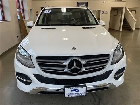 Used 2017 Mercedes-Benz GLE 350 4MATIC image 3