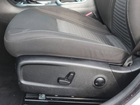 Used 2023 Dodge Charger SXT image 10