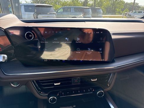 New 2025 Chevrolet Suburban High Country w/ Sun And Tow Package image 17