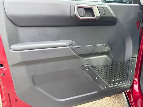 New 2025 Ford Bronco Badlands image 19