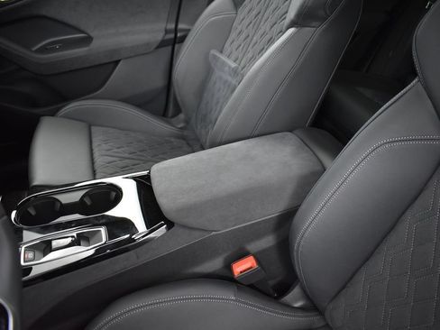New 2027 Audi SQ6 e-tron Premium Plus AWD/4WD image 10
