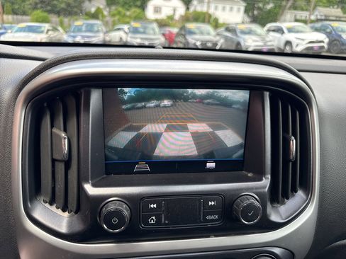 Used 2021 Chevrolet Colorado LT w/ LT Convenience Package AWD/4WD image 28