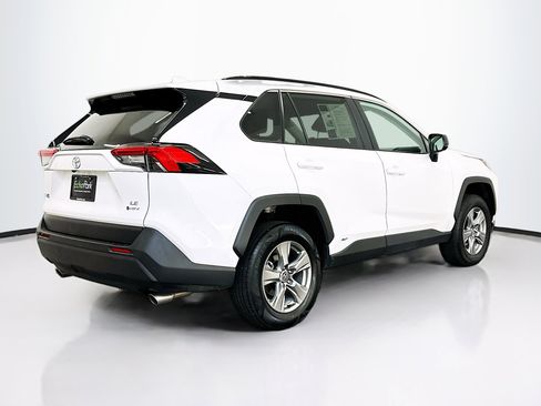 Used 2025 Toyota RAV4 LE image 9
