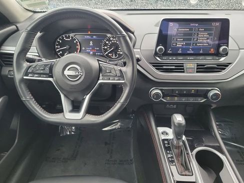 Used 2023 Nissan Altima 2.5 SR image 4