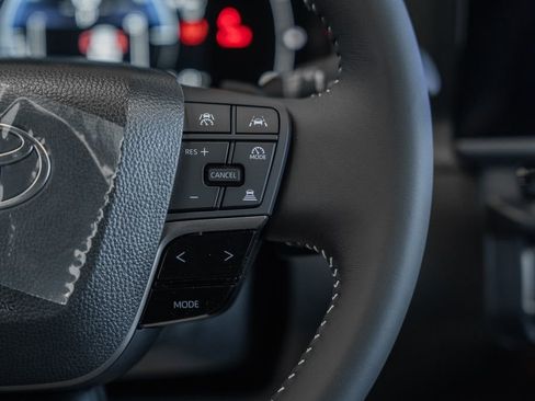 New 2026 Toyota Camry SE image 28