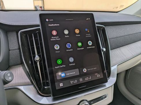 New 2026 Volvo XC90 T8 Ultra w/ Protection Package Premier image 8