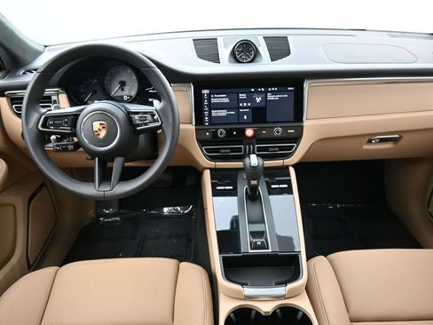Certified 2026 Porsche Macan S AWD/4WD image 6