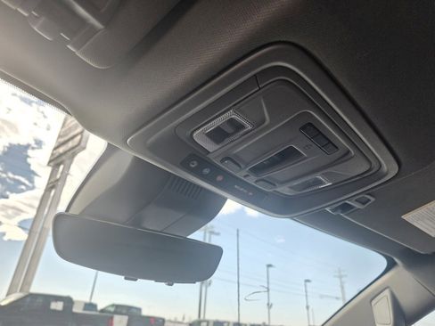 Used 2024 GMC Sierra 2500 Denali w/ Technology Package image 19