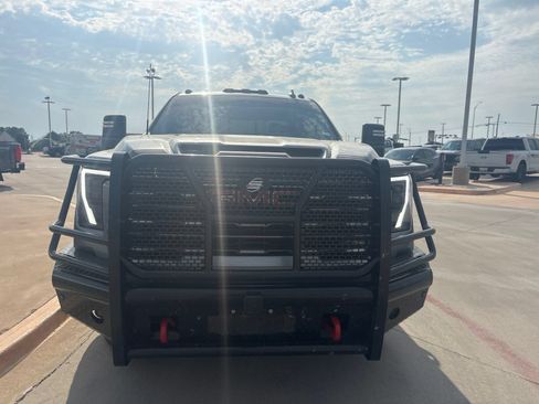 Used 2026 GMC Sierra 3500 AT4 w/ AT4 Premium Plus Package AWD/4WD image 3