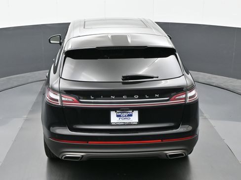 Used 2022 Lincoln Nautilus Reserve w/ Monochromatic Package AWD/4WD image 31