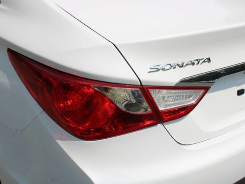 Used 2014 Hyundai Sonata GLS FWD image 31
