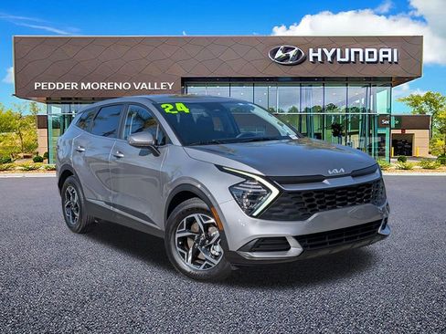 Used 2024 Kia Sportage LX image 2