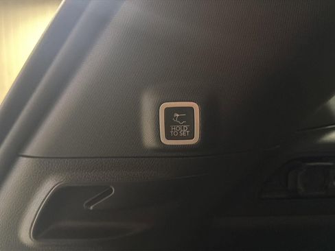 New 2026 Jeep Grand Cherokee Limited w/ Limited Altitude Package image 8