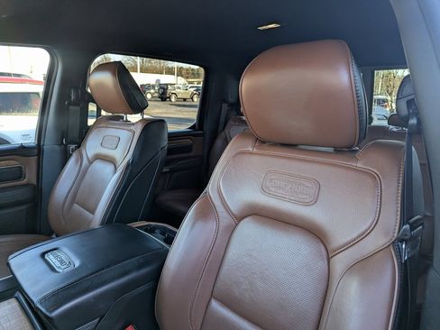 Used 2022 RAM 1500 Limited image 14