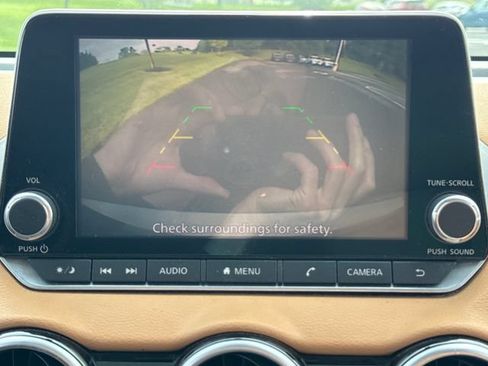Used 2020 Nissan Sentra SV w/ SV Premium Package FWD image 29