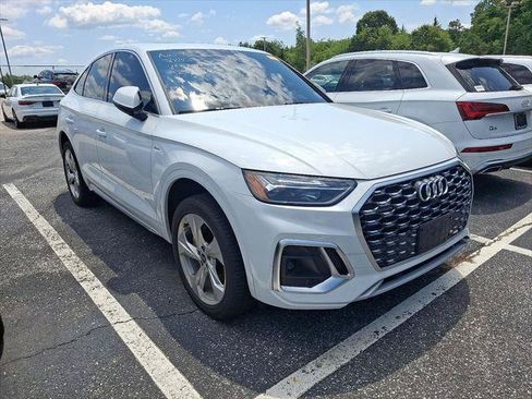 Certified 2023 Audi Q5 2.0T Premium w/ Convenience Package AWD/4WD image 3