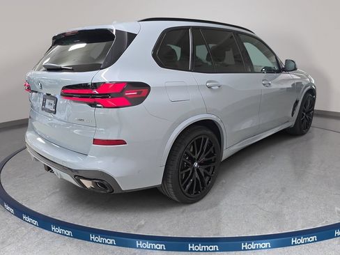 Used 2026 BMW X5 sDrive40i w/ M Sport Package RWD image 7