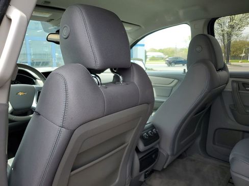 Used 2016 Chevrolet Traverse LT w/ Style and Technology Package AWD/4WD image 25