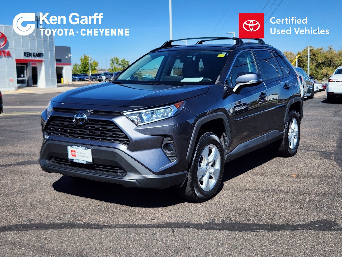 Used 2021 Toyota RAV4 XLE AWD/4WD image 1