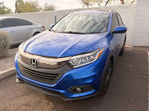 Used 2022 Honda HR-V EX image 2