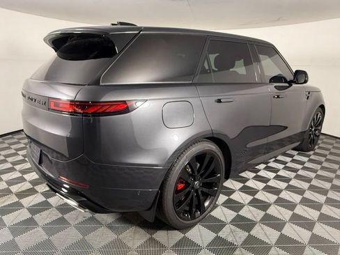 Used 2025 Land Rover Range Rover Sport Dynamic SE AWD/4WD image 7