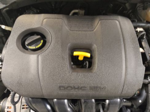 Used 2020 Kia Forte GT-Line image 30