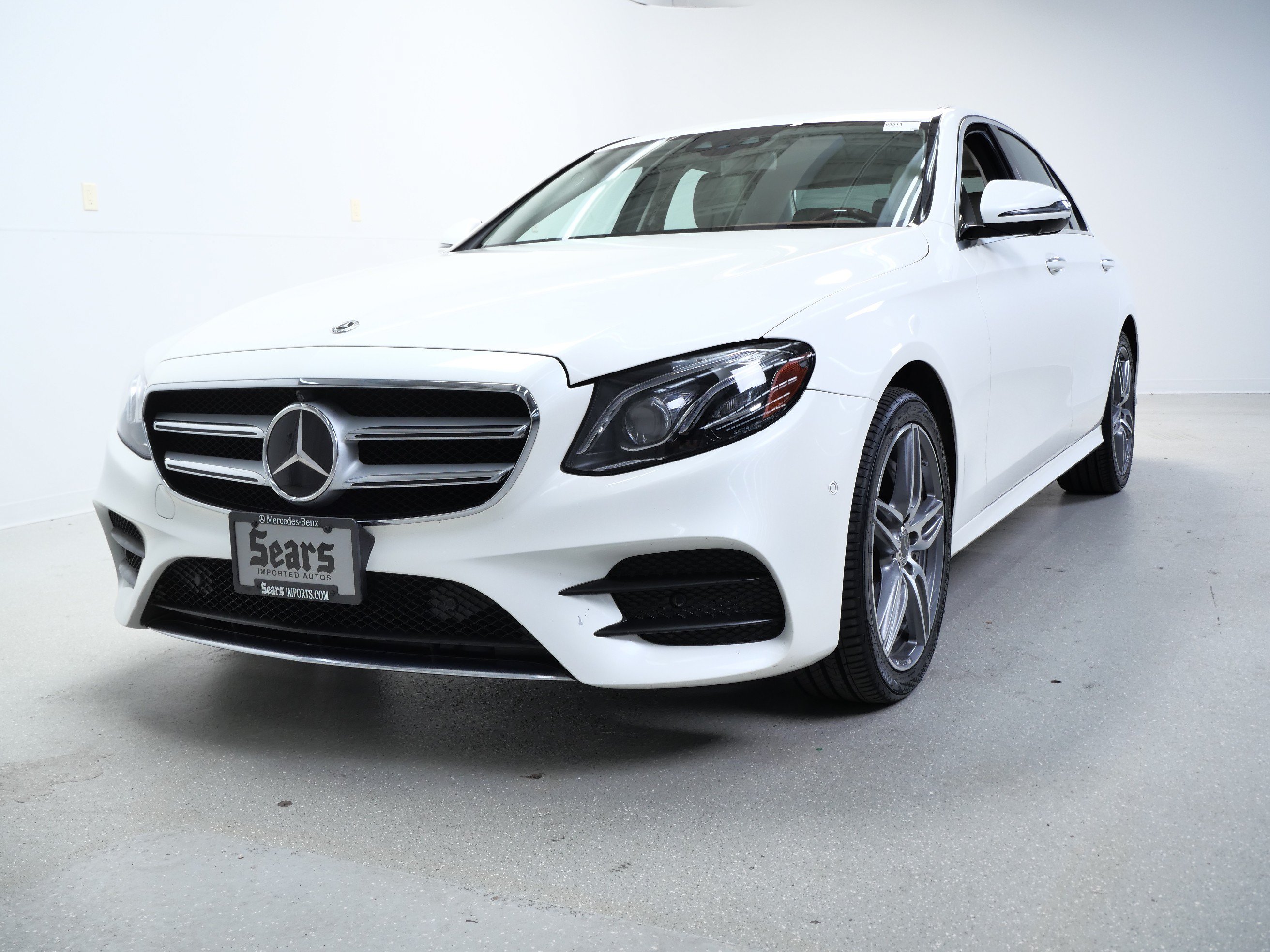 Used 2018 Mercedes-Benz E 300 image 11