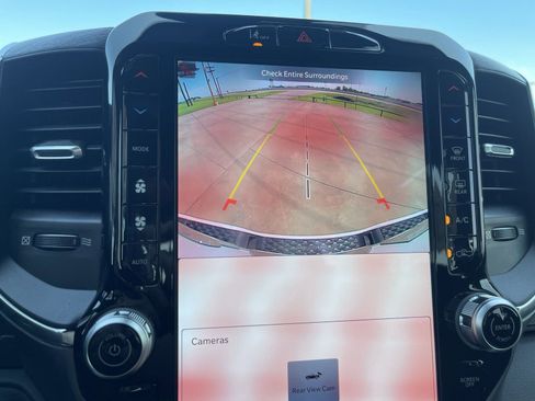 Used 2025 RAM 1500 Laramie w/ Laramie Southwest Edition image 28