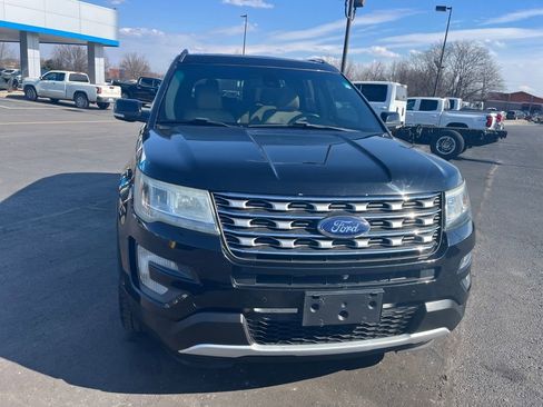 Used 2016 Ford Explorer Limited w/ Equipment Group 303A image 8