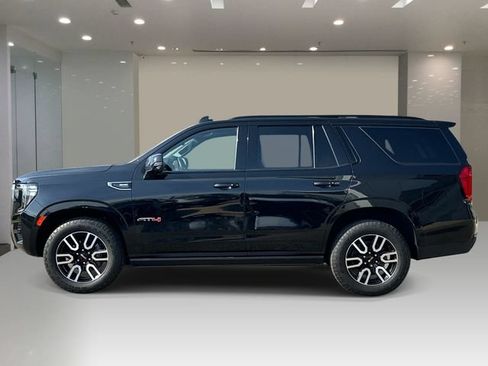 Used 2023 GMC Yukon AT4 w/ AT4 Premium Package AWD/4WD image 2