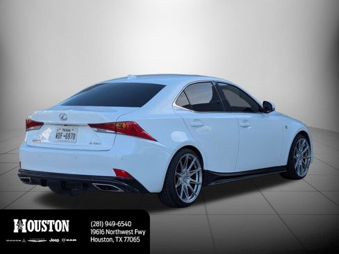 Used 2018 Lexus IS 350 F Sport image 3
