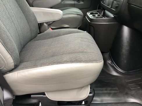 Used 2024 GMC Savana 2500 w/ Driver Convenience Package image 23