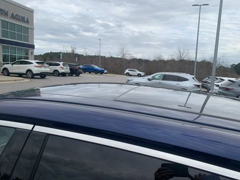 Used 2022 Acura MDX FWD w/ Technology Package image 11