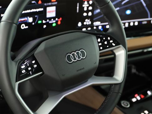 Used 2025 Audi A5 2.0T Prestige w/ 19" Wheel Package image 16