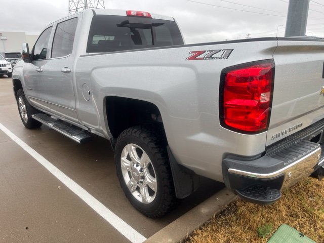 Used 2019 Chevrolet Silverado 2500 LTZ w/ Duramax Plus Package AWD/4WD image 4