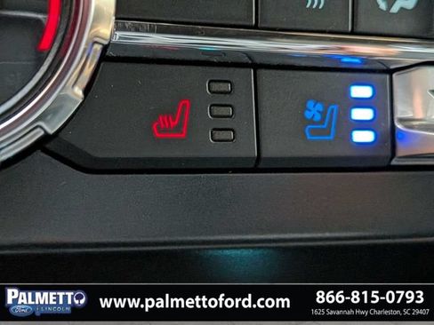 Used 2022 Ford F250 Lariat w/ Black Appearance Pkg AWD/4WD image 24