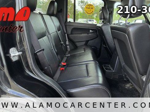 Used 2012 Jeep Liberty Sport image 20