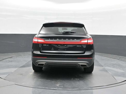 Used 2016 Lincoln MKX Reserve w/ Driver Assistance Package AWD/4WD image 7