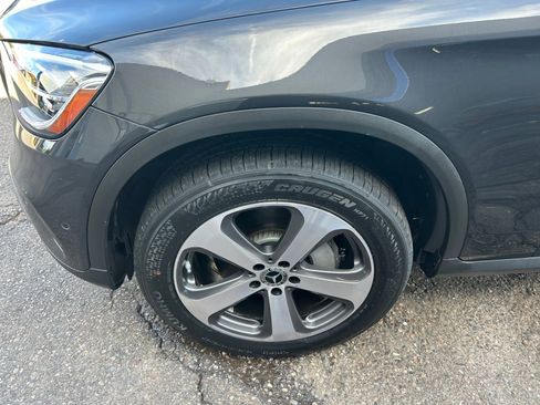 Used 2022 Mercedes-Benz GLC 300 4MATIC image 11