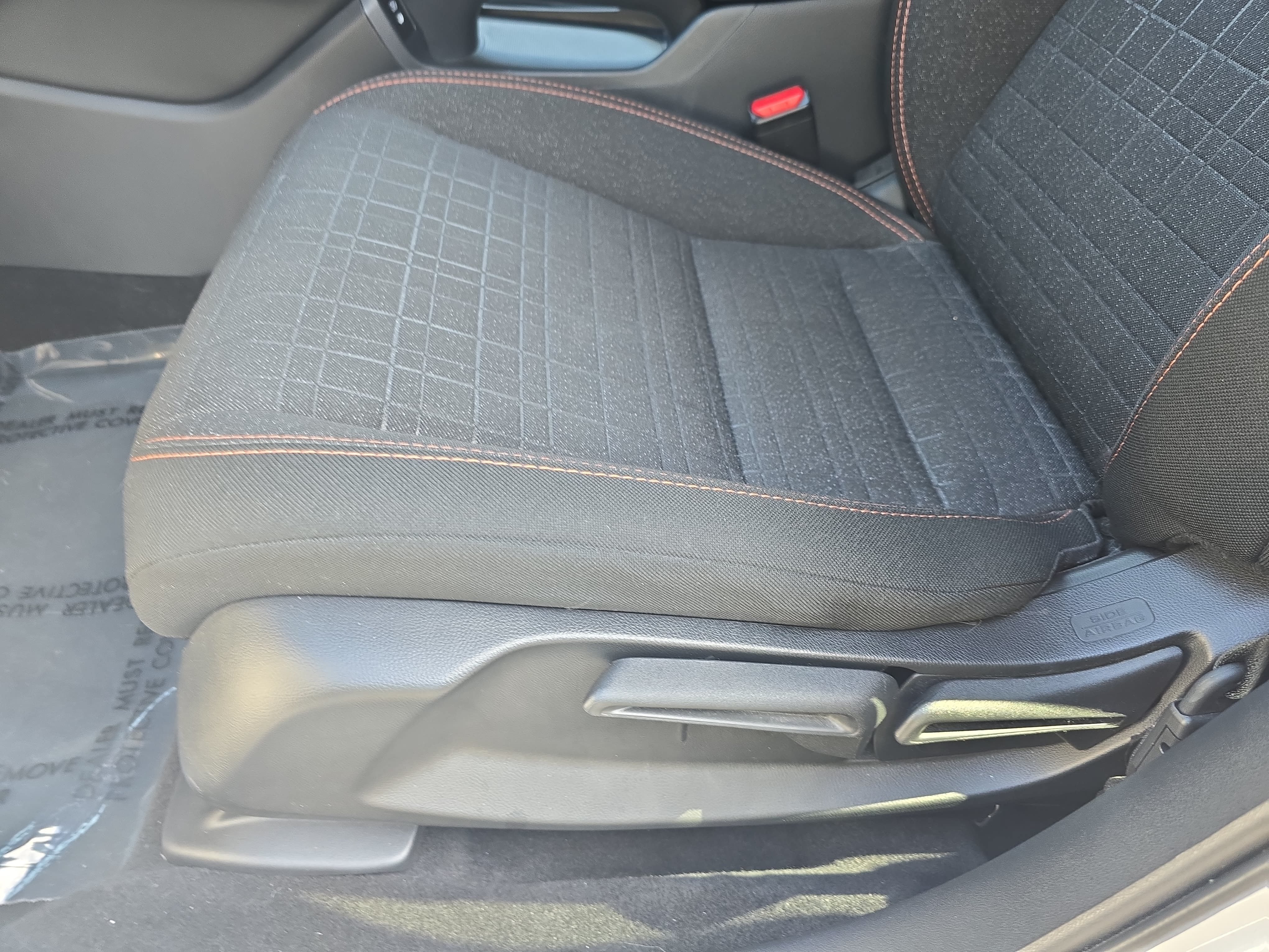 Certified 2025 Honda HR-V Sport image 28