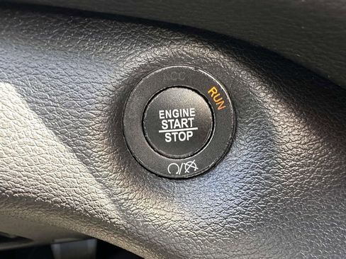 Used 2020 Jeep Cherokee Limited AWD/4WD image 22